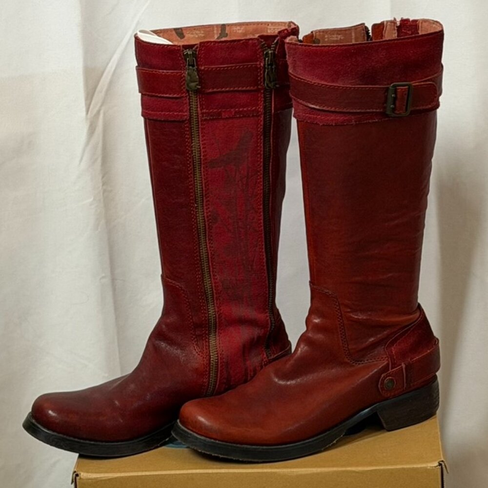 London Underground Red Leather Boots - Sz 7.5